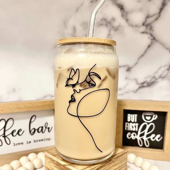 ⭐️HOST PICK⭐️🦋Butterfly Woman Glass Can | Iced Coffee Glass🦋 - Picture 1 of 3